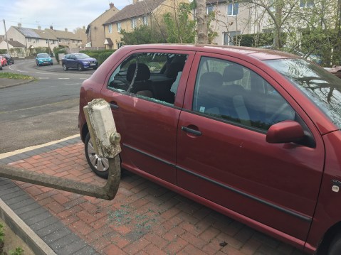 091B1925-A0D6-4417-A502-091C2E2E22F3